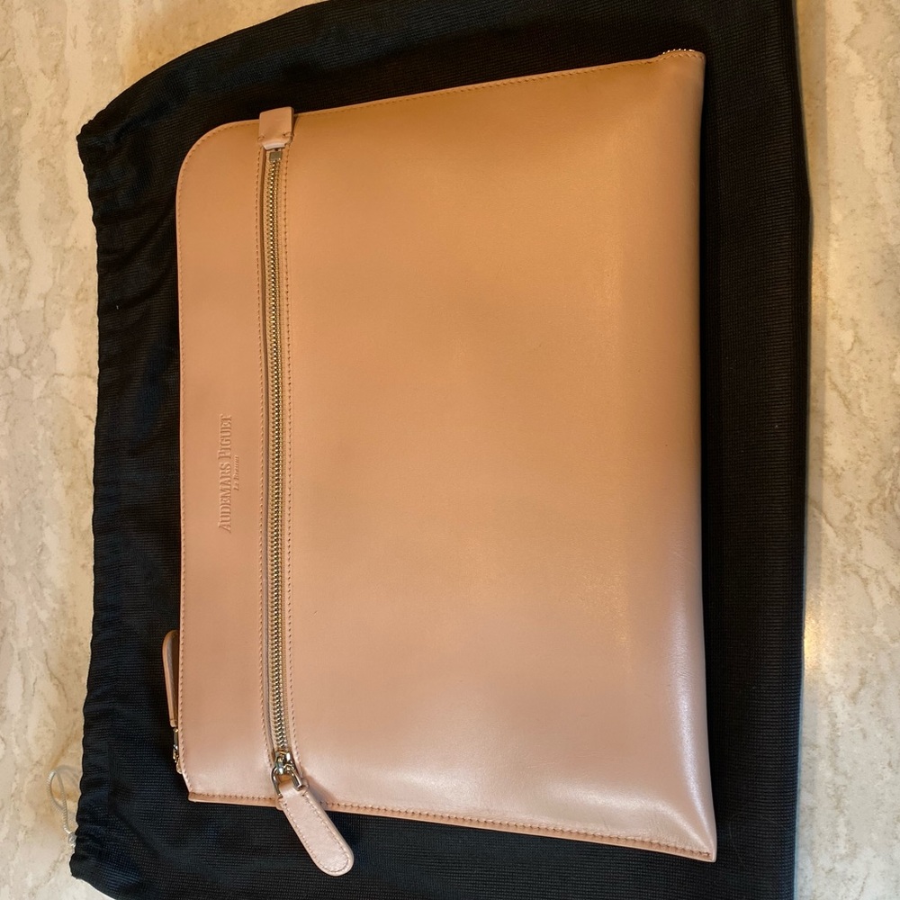 NWOT: AUDEMARS PIGUET: Leather Folio Case - Picture 6 of 9